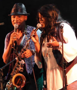 2009 – Sharing the stage with Soul Legends